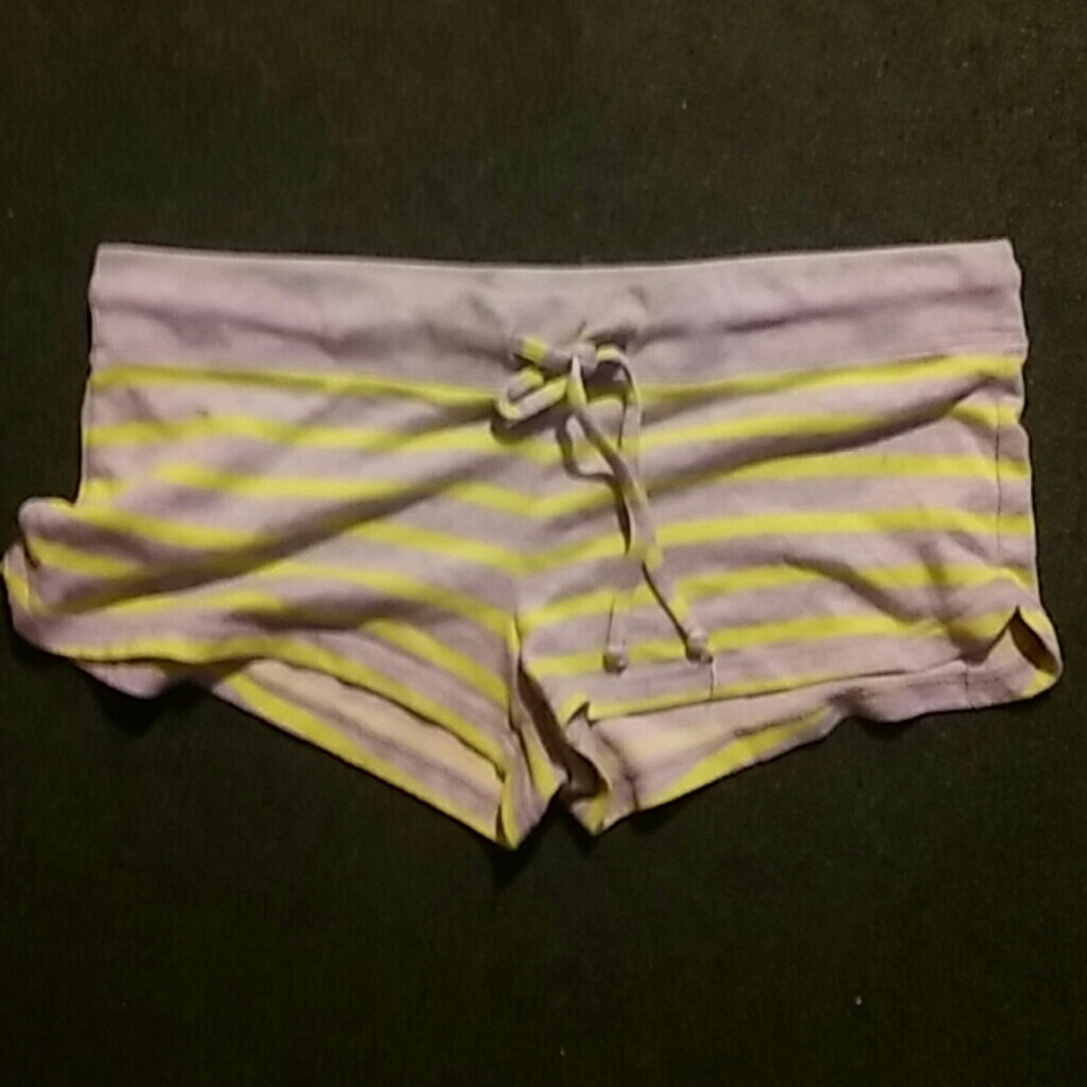 Sz xl shorts by mix&co.